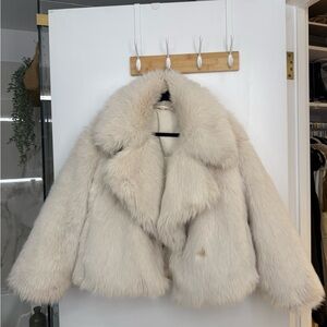 Banana Republic Luxurious Cream Teddy Jacket